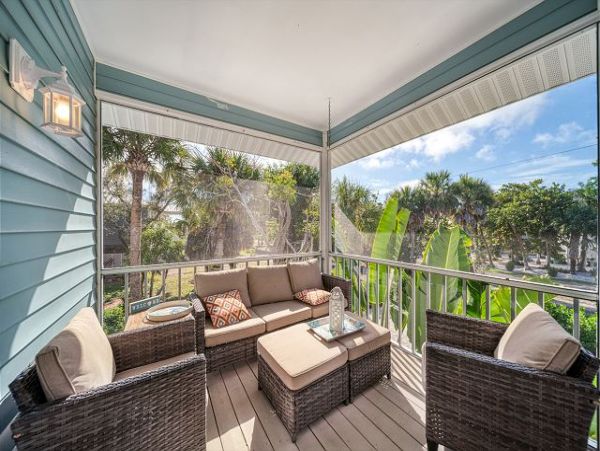 Sanibel Vacation Pool Home Three Bedrooms Sleeps 6 Guests