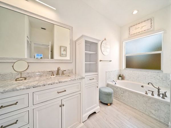 Sanibel Vacation Pool Home Three Bedrooms Sleeps 6 Guests