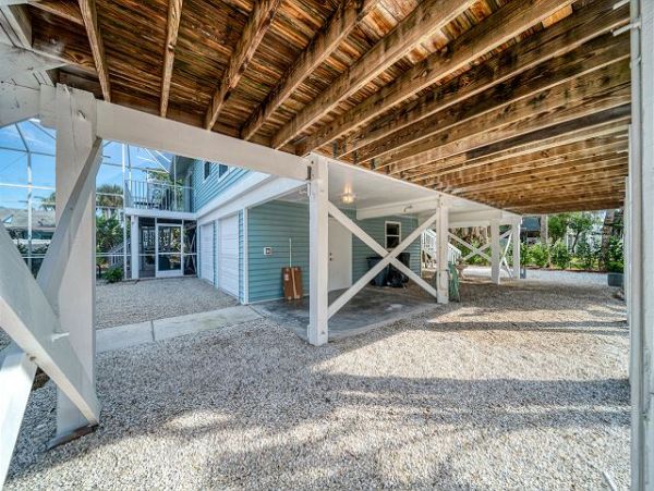 Sanibel Vacation Pool Home Three Bedrooms Sleeps 6 Guests