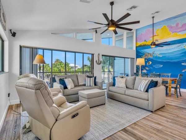 Two Bedroom Canal Front Duplex in Key Colony Beach