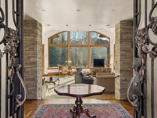 New Addition to the Luxury Aspen Rental Market.