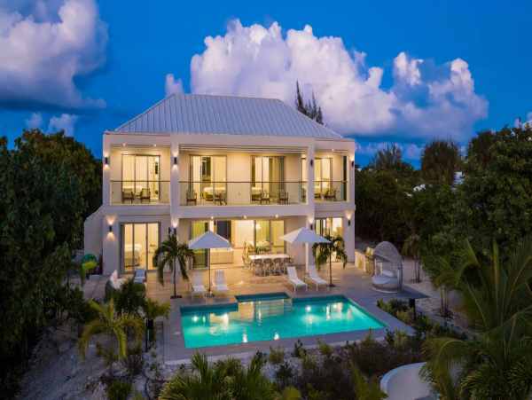 Leeward Canal Villa with 5 Bedroom and Pool