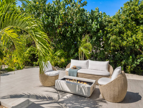 Leeward Canal Villa with 5 Bedroom and Pool