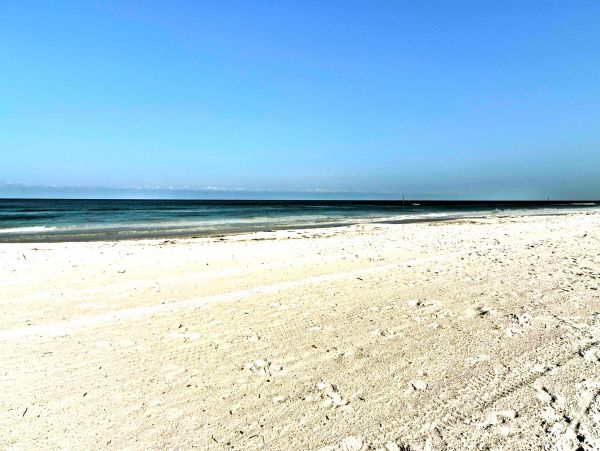 Two Bedroom Cozy Cottage in Clearwater Beach