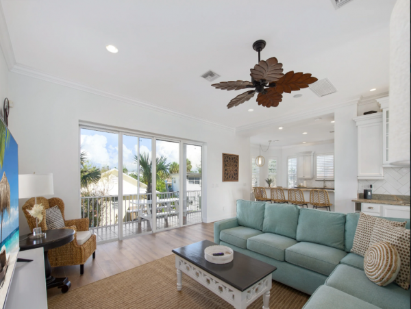 Fantastic Vacation Home with 4 Bedrooms in Fort Myers Beach