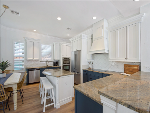 Fantastic Vacation Home with 4 Bedrooms in Fort Myers Beach