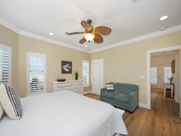 Fantastic Vacation Home with 4 Bedrooms in Fort Myers Beach