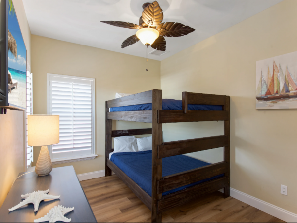 Fantastic Vacation Home with 4 Bedrooms in Fort Myers Beach