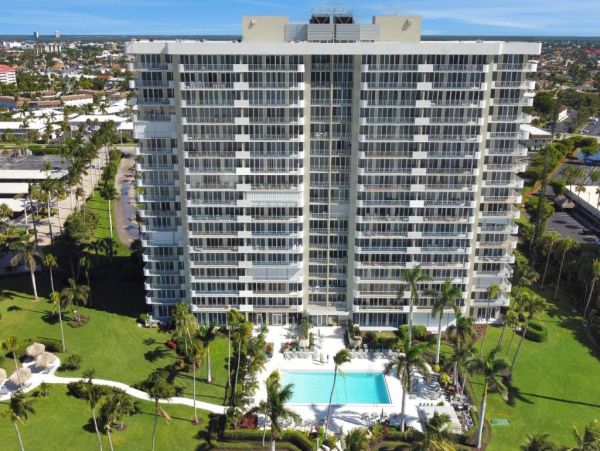 Marco Island Vacation Condo One Bedroom on Beach