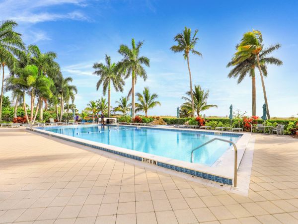 Marco Island 2 Bedroom Vacation Condo Full Ocean Views