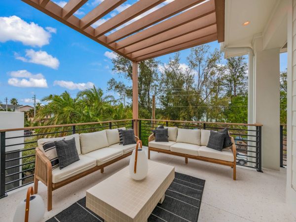 Walk to Beach Anna Maria Island Vacation Home Four Bedroom