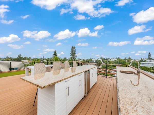 Walk to Beach Anna Maria Island Vacation Home Four Bedroom