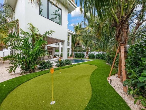 Walk to Beach Anna Maria Island Vacation Home Four Bedroom