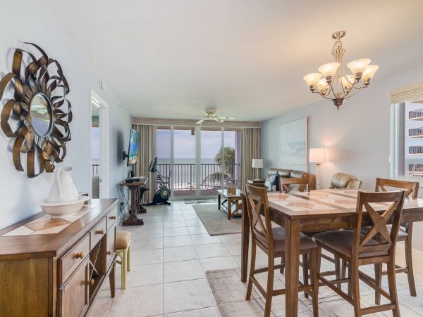 Stunning Beachfront 3 Bedroom Vacation Condo in Marco Island