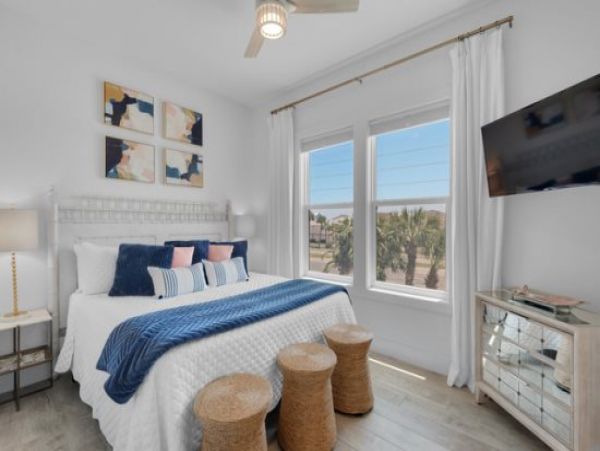 Pensacola Beach Vacation Pool Home Five Bedroom Walk to Beach
