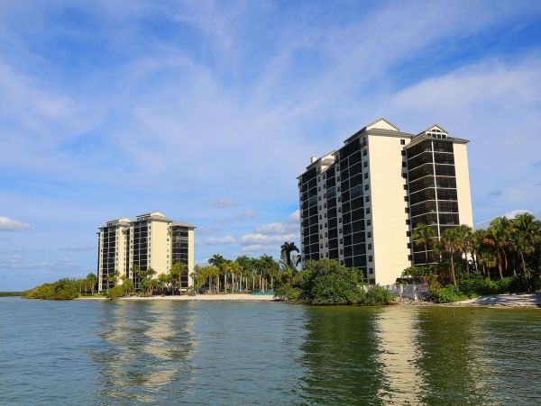 Bay Views Fort Myers Vacation Condo Two Bedroom