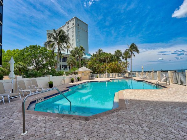 Bay Views Fort Myers Vacation Condo Two Bedroom