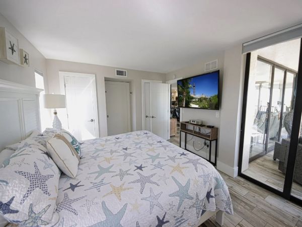 Bay Views Fort Myers Vacation Condo Two Bedroom