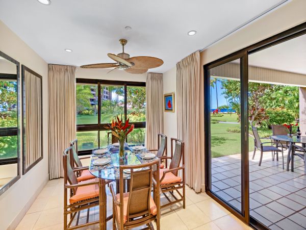 Three Bedroom Vacation Rental in Kaanapali Ground Floor