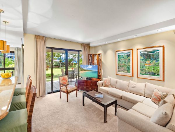 Three Bedroom Vacation Rental in Kaanapali Ground Floor