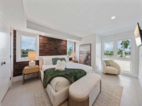 Luxurious Gulf Front Anna Maria Island Vacation Estate