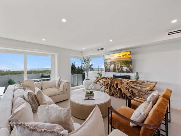 Luxurious Gulf Front Anna Maria Island Vacation Estate