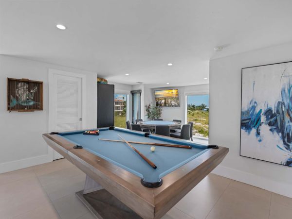 Luxurious Gulf Front Anna Maria Island Vacation Estate