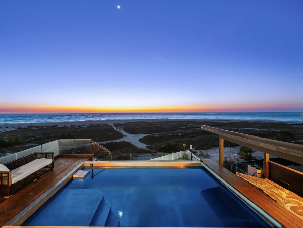 Luxurious Gulf Front Anna Maria Island Vacation Estate