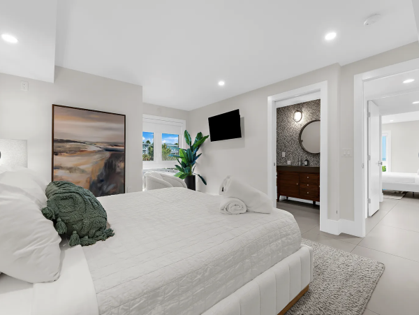 Luxurious Gulf Front Anna Maria Island Vacation Estate