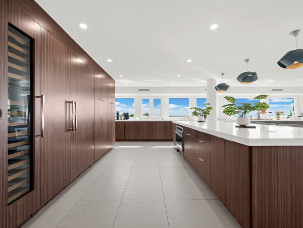 Luxurious Gulf Front Anna Maria Island Vacation Estate