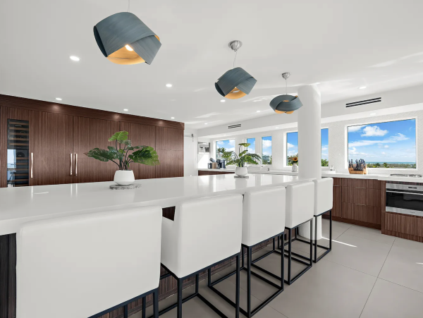 Luxurious Gulf Front Anna Maria Island Vacation Estate