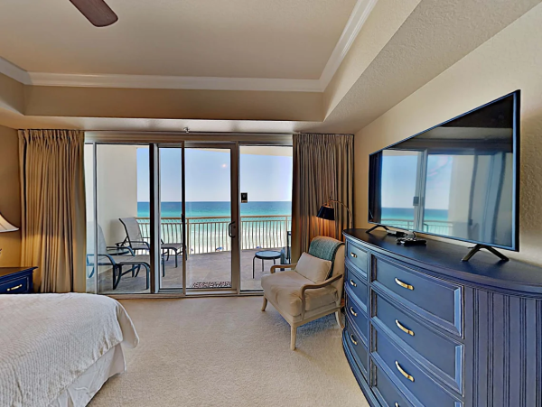 Your Dream Destin Getaway with Wonderful Views Awaits