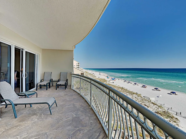 Your Dream Destin Getaway with Wonderful Views Awaits