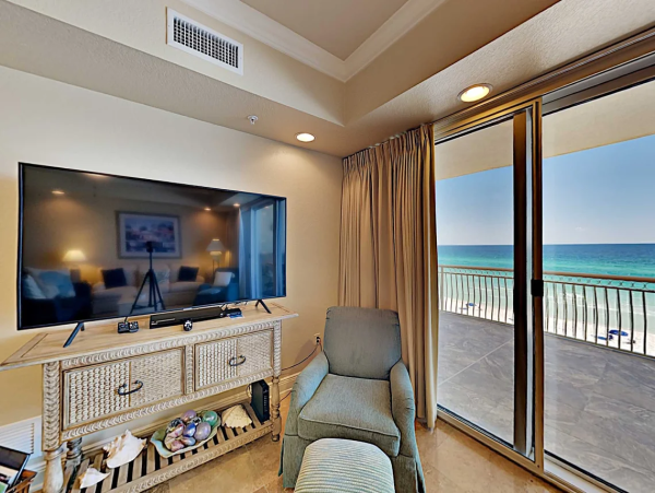 Your Dream Destin Getaway with Wonderful Views Awaits