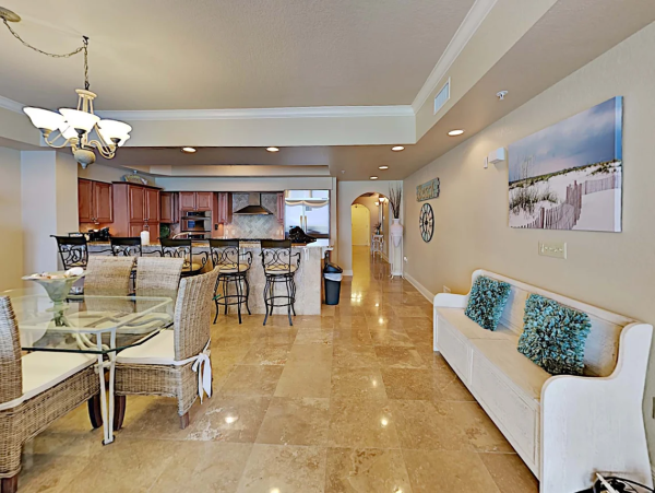 Your Dream Destin Getaway with Wonderful Views Awaits