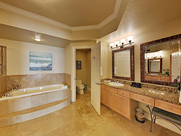 Your Dream Destin Getaway with Wonderful Views Awaits