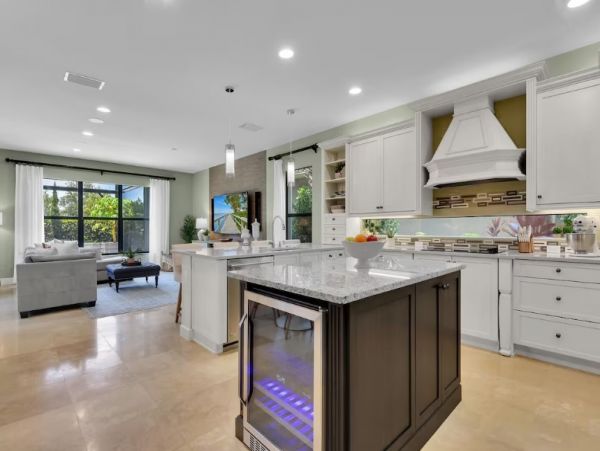 Naples Vacation Home Five Bedroom