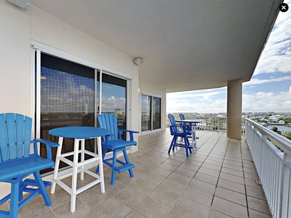 Waterfront Views Destin Pool Condo Stroll to Beach