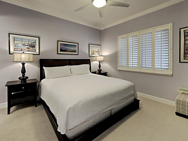 Waterfront Views Destin Pool Condo Stroll to Beach