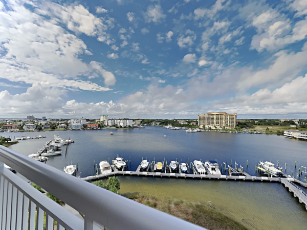 Waterfront Views Destin Pool Condo Stroll to Beach