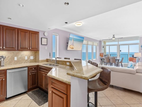 Destin Three Bedroom Oceanfront Vacation Condo
