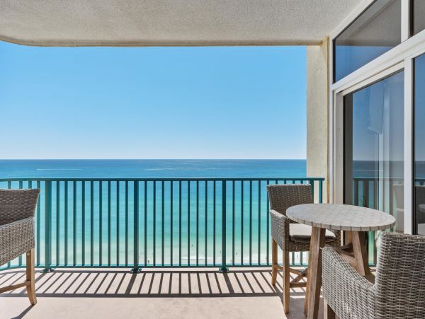 Destin Three Bedroom Oceanfront Vacation Condo