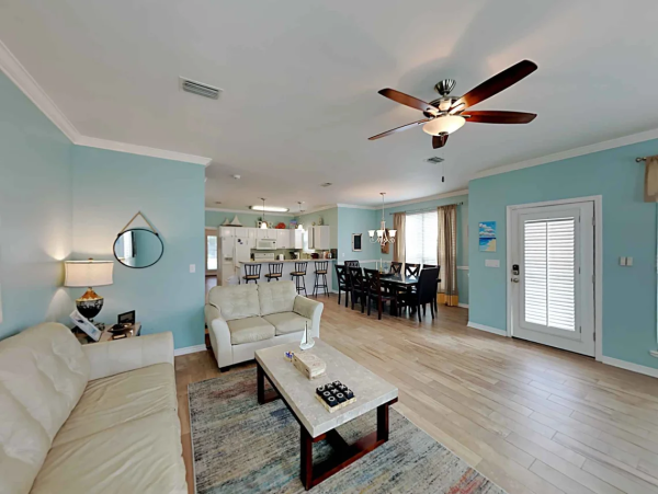 Charming Destin Retreat with Private Pool, Steps from the Gulf