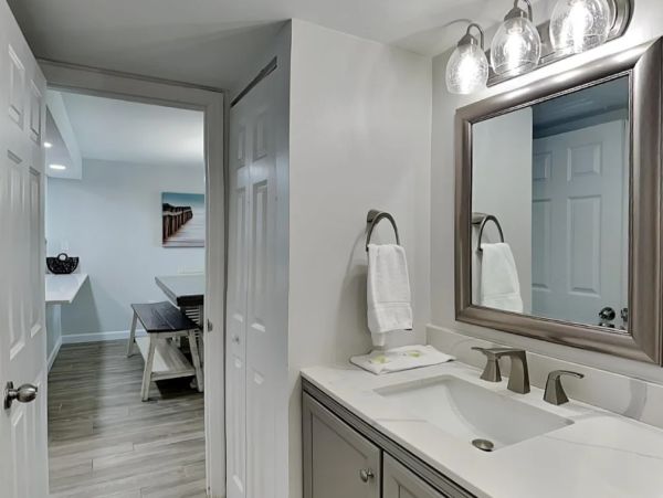 Destin Gulf View Two Bedroom Coastal Retreat