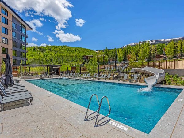 Ski in - Ski out Snowmass Vacation Condo Two Bedroom