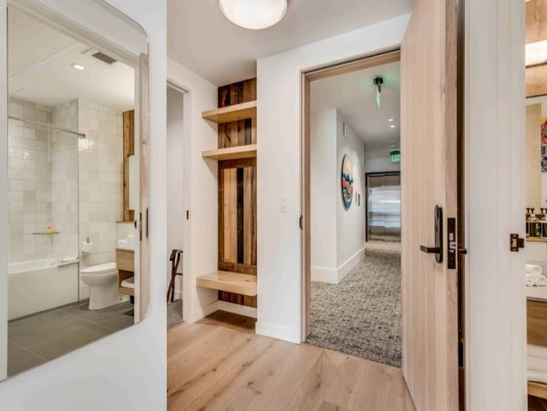 Snowmass Ski-In/Ski-Out Vacation Rental - Luxury Condo with Mountain Views