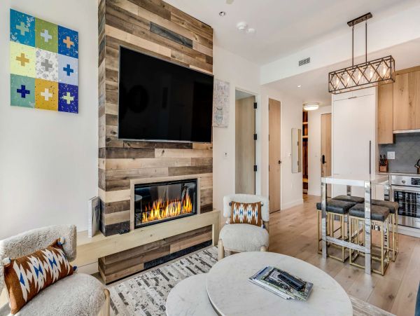 Snowmass Ski-In/Ski-Out Vacation Rental - Luxury Condo with Mountain Views