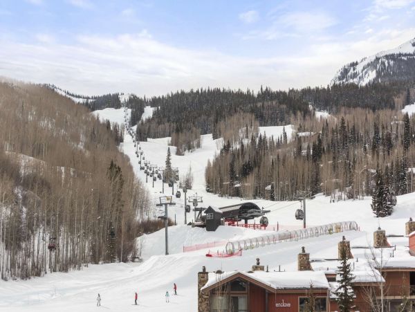 Snowmass Ski-In/Ski-Out Vacation Rental - Luxury Condo with Mountain Views