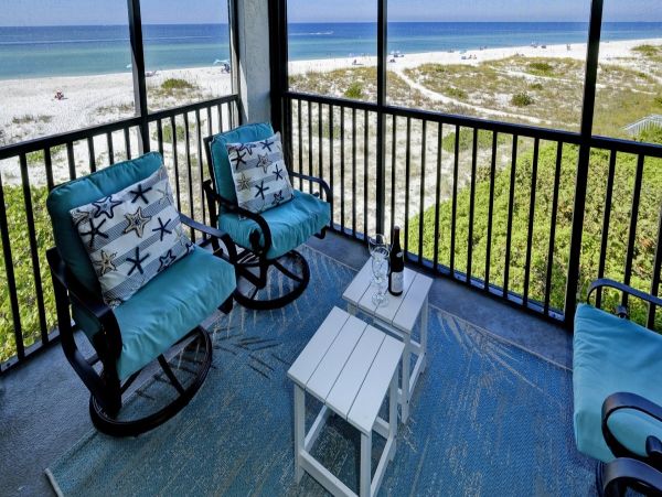 Directly on the Beach 2 Bedroom Vacation Condo