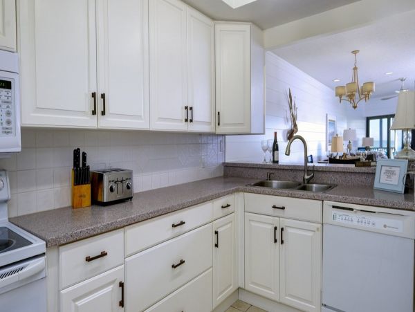 Directly on the Beach 2 Bedroom Vacation Condo
